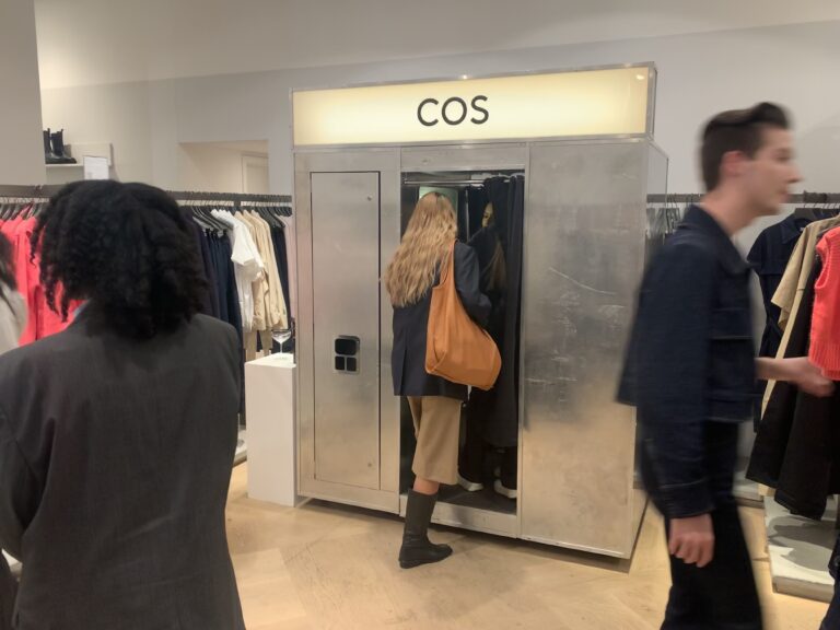 Cos Retro Photo Booth